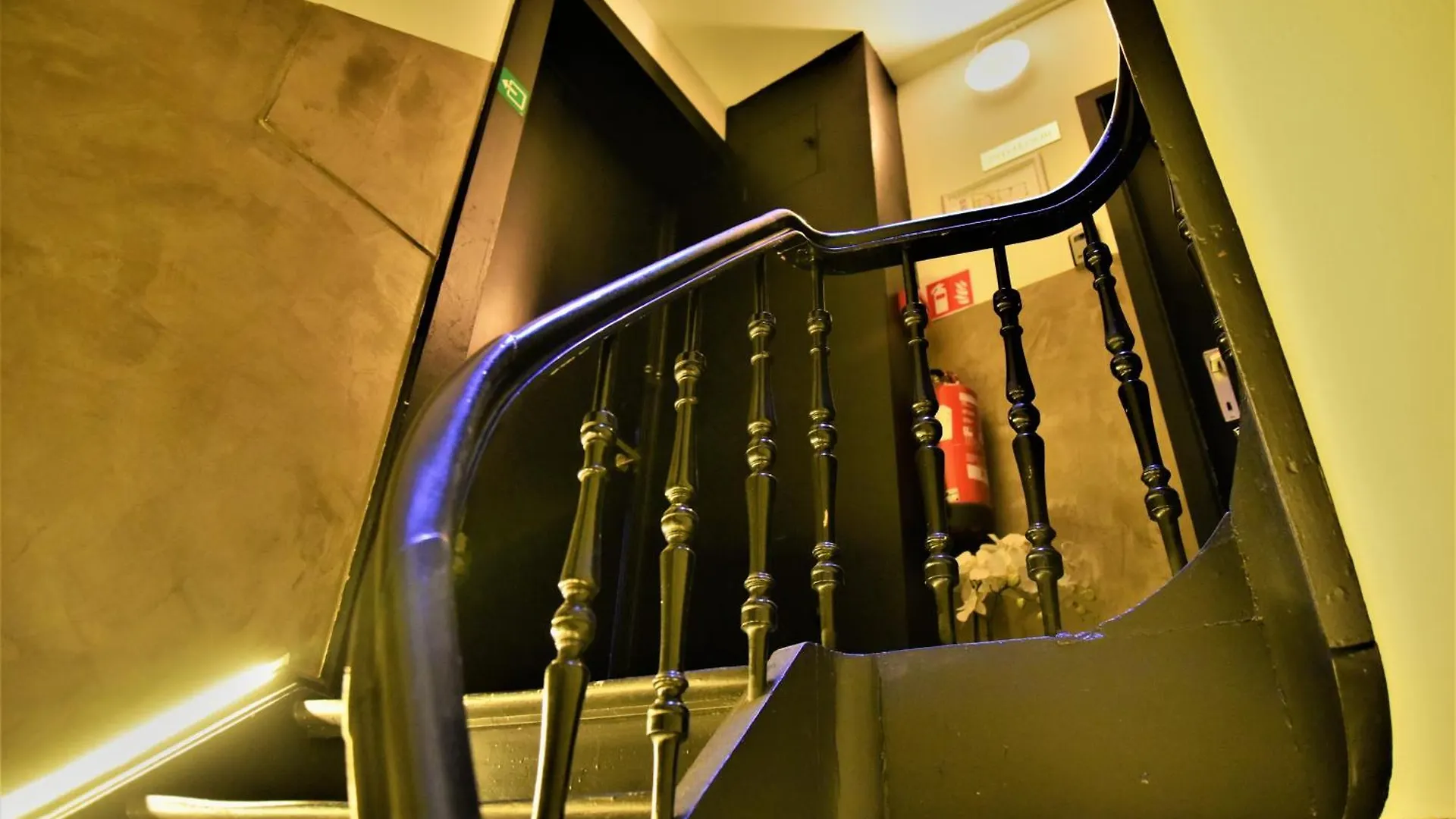 Sleep Inn Antwerp - Flats & Suites
